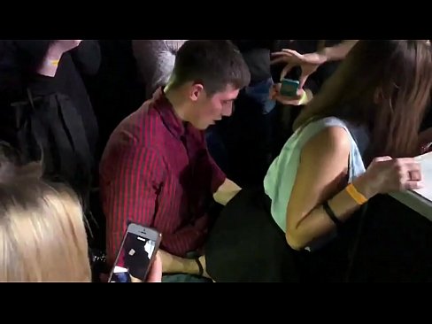 ❤️ ibalopo gidi ni a Russian nightclub. 18-odun-atijọ Russian girl ni anus ati obo buru jai ni a nightclub wa %yo.hochu-sex-tomsk.ru ❌❤